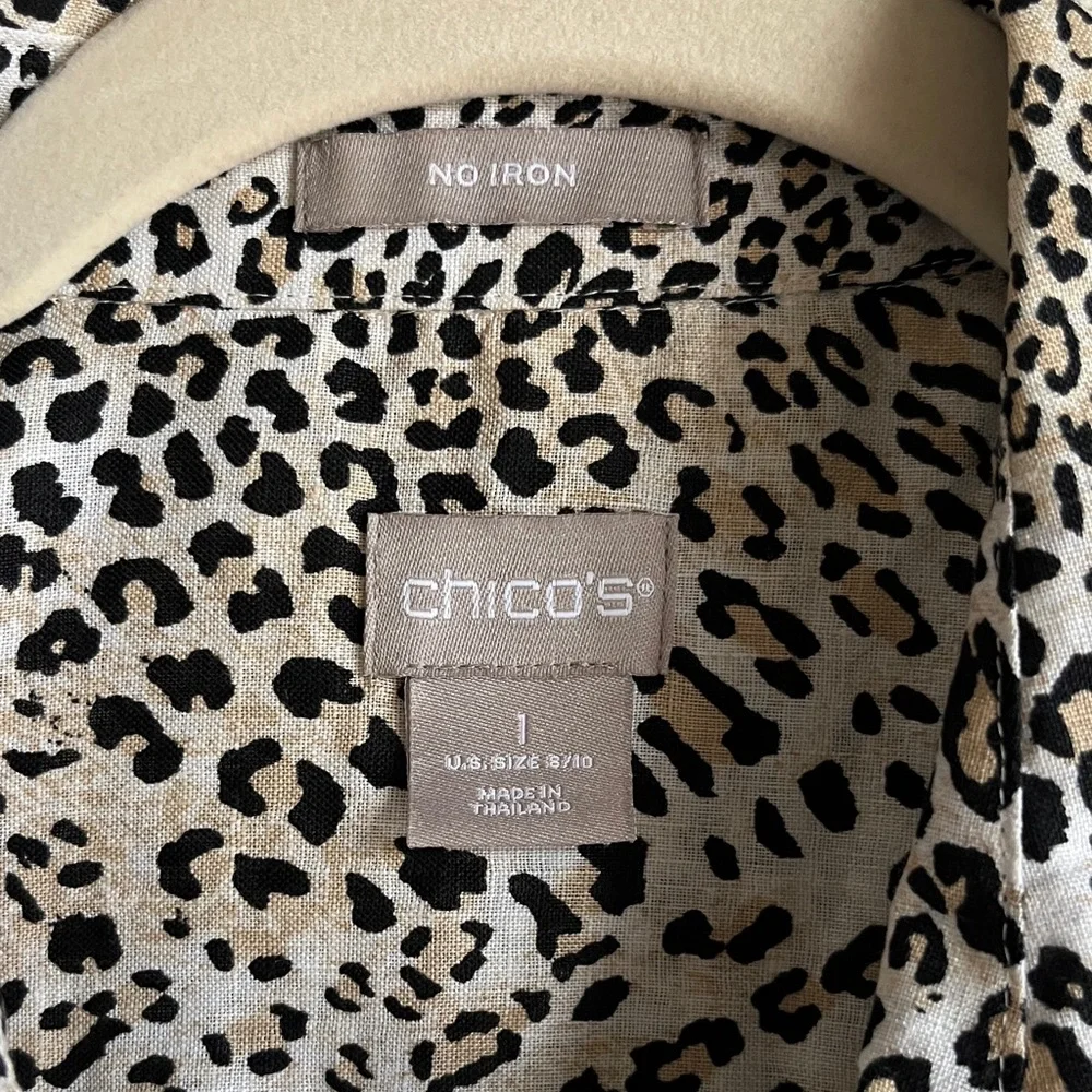 Chico's Black and White Animal Print Sleeveless Linen No Iron Blouse Sz 10 - Picture 3 of 12